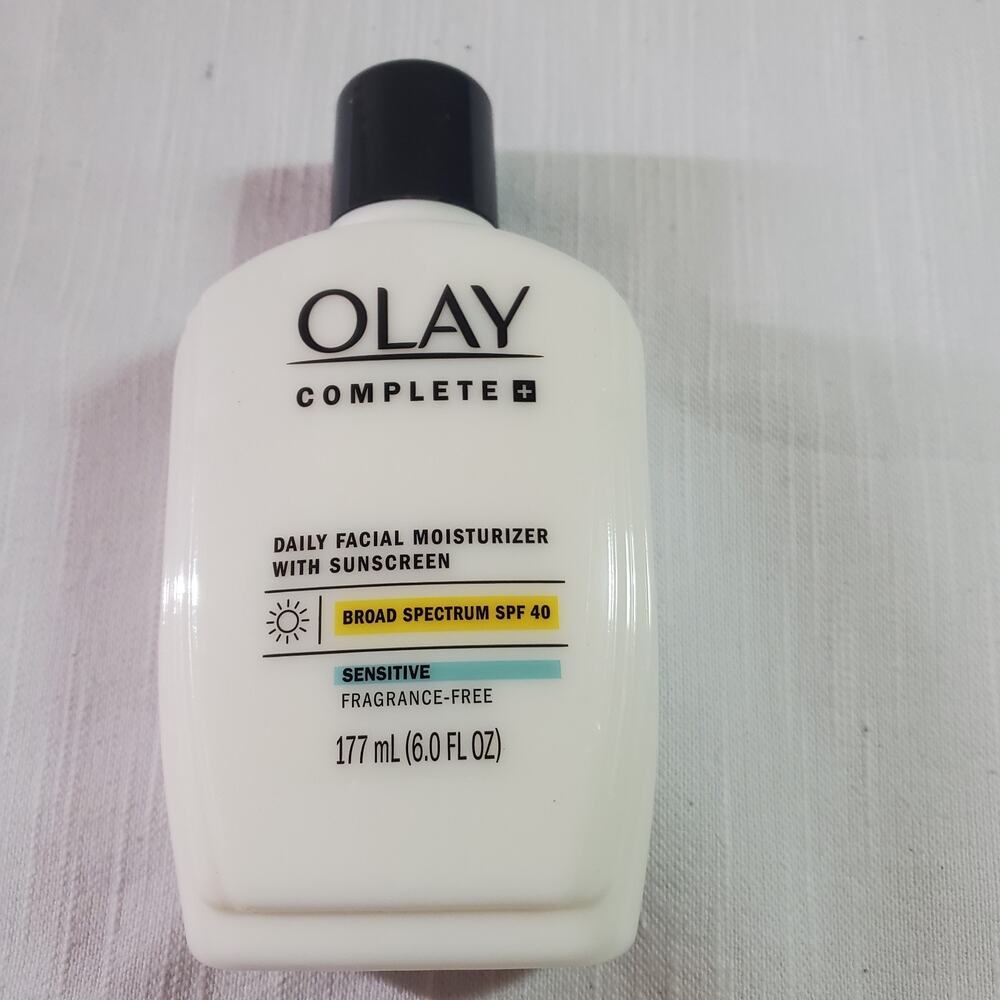 Olay Complete Daily Facial Misturizer with Sunscreen 6.0 FL OZ